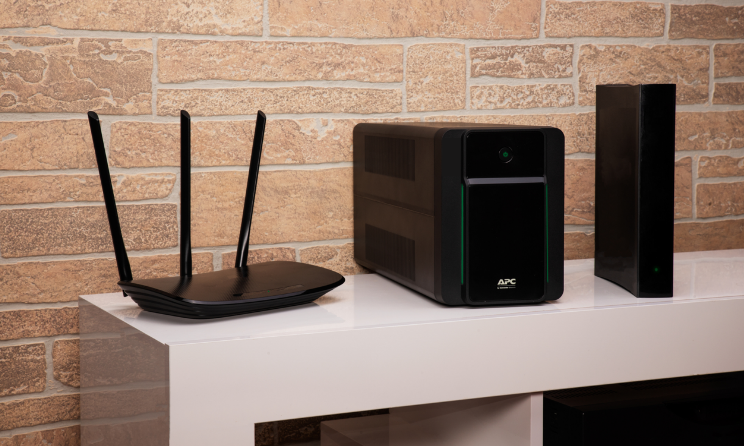 APC Back-UPS BX1200MI 1200VA