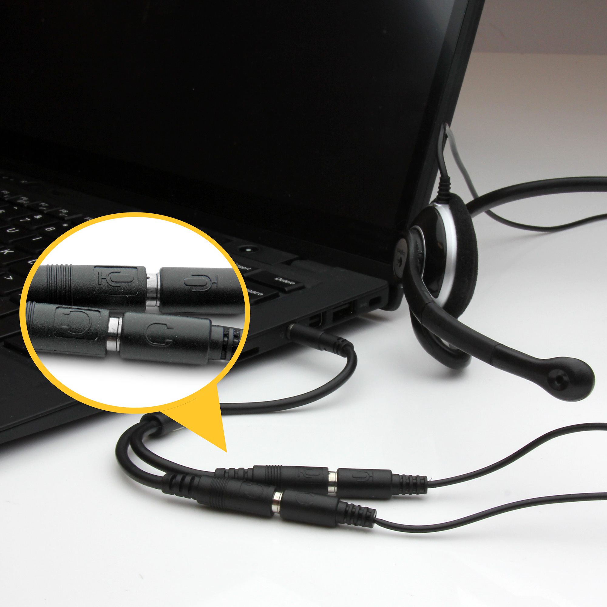 StarTech 3,5mm Headset Splitter 4-pol. auf 3-pol.