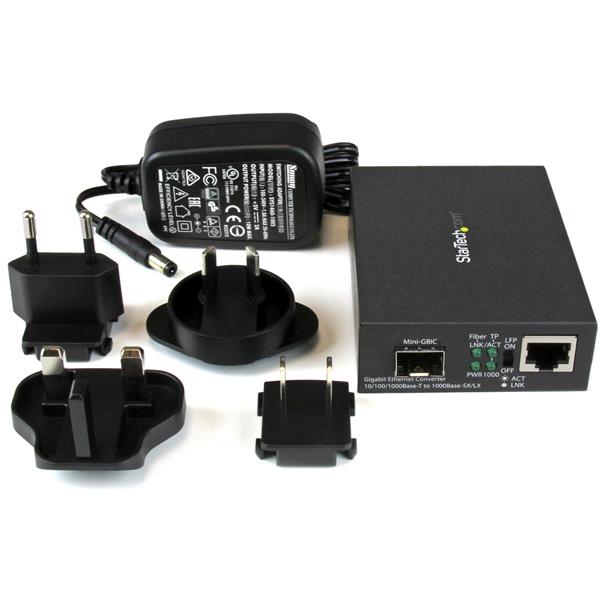 StarTech.com Gigabit Ethernet LWL Medienkonverter mit SFP