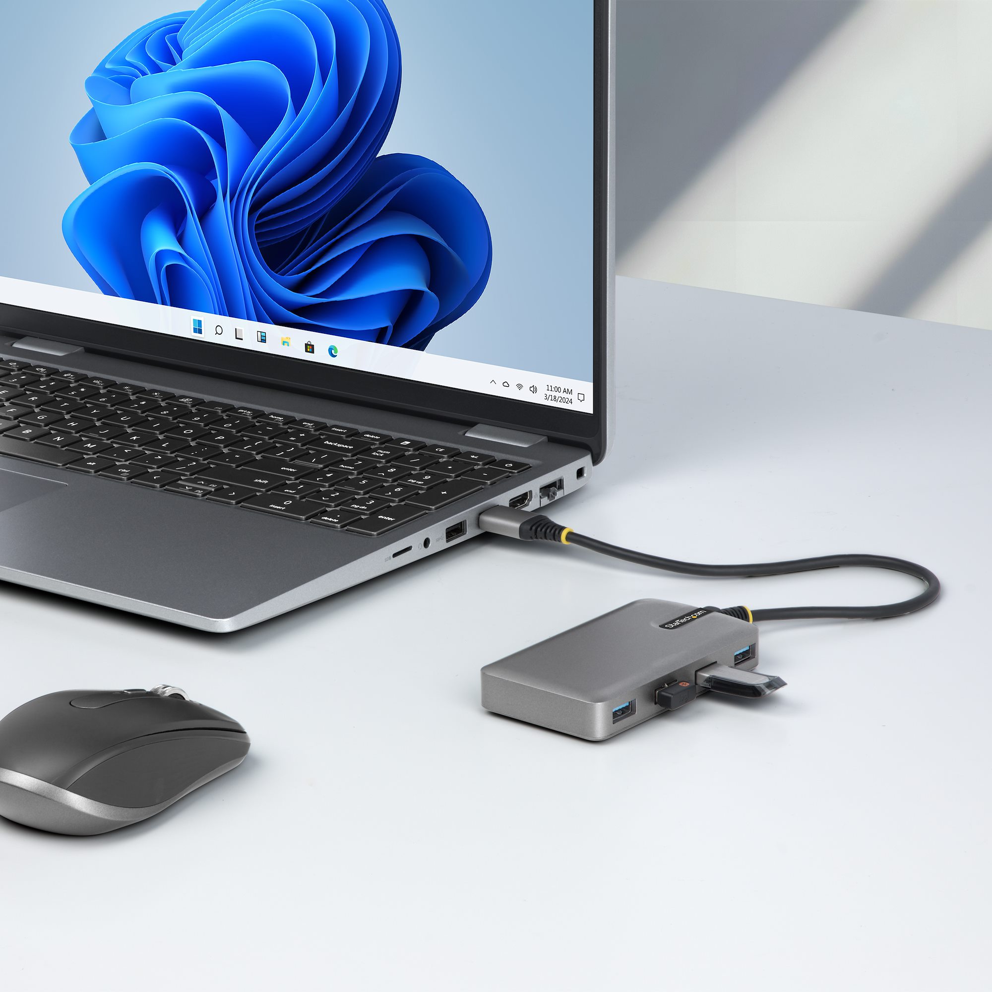 StarTech.com Hub 4‑PORT USB‑A 4 x USB 3.2 Gen 1 USB‑C USB‑A 3.2 Gen 1