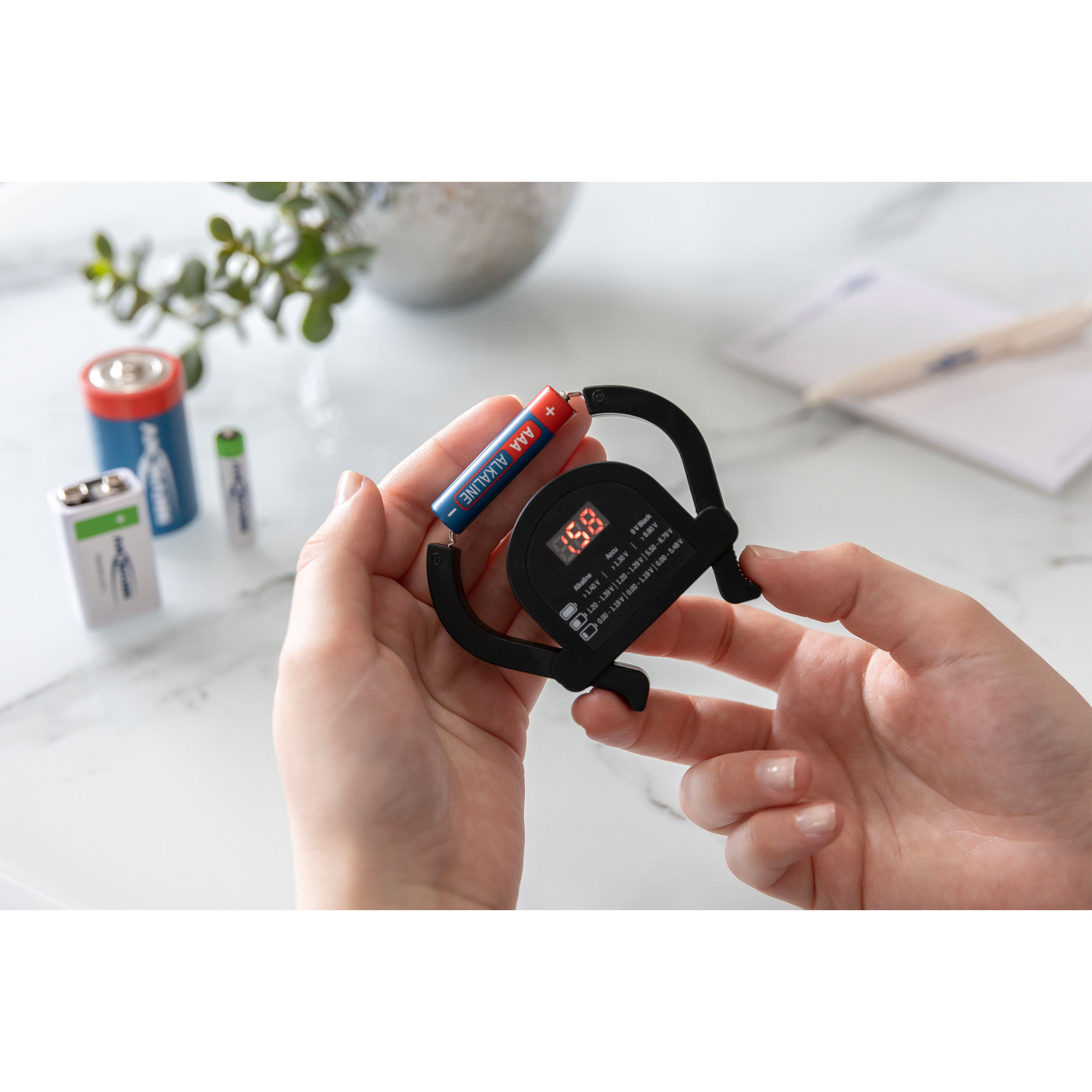 Ansmann Batterie Tester