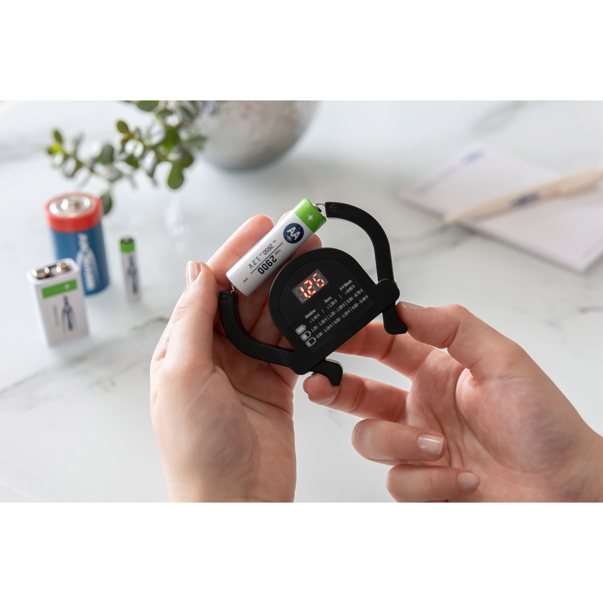 Ansmann Batterie Tester