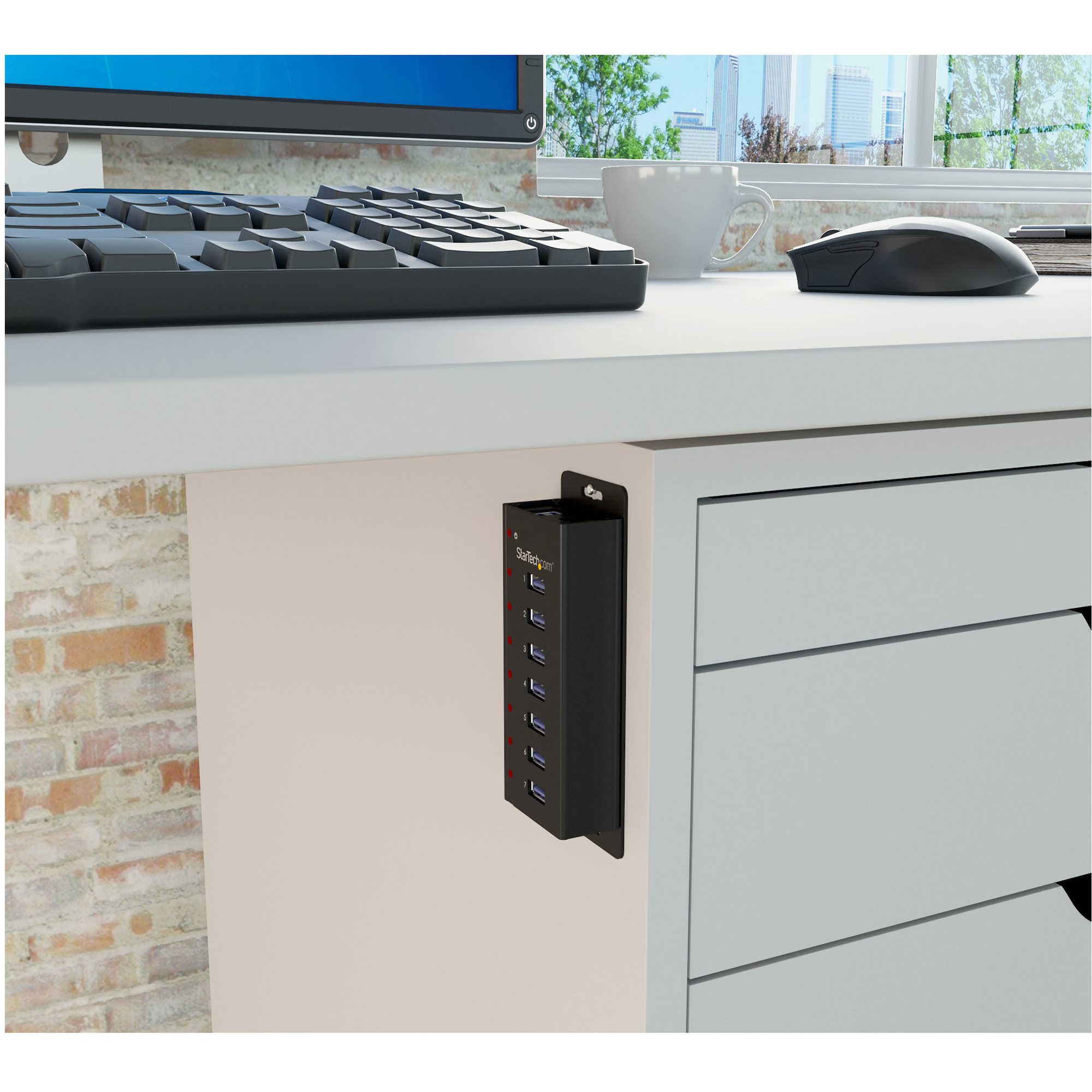StarTech 7 PORT USB 30 HUB DESKTOP