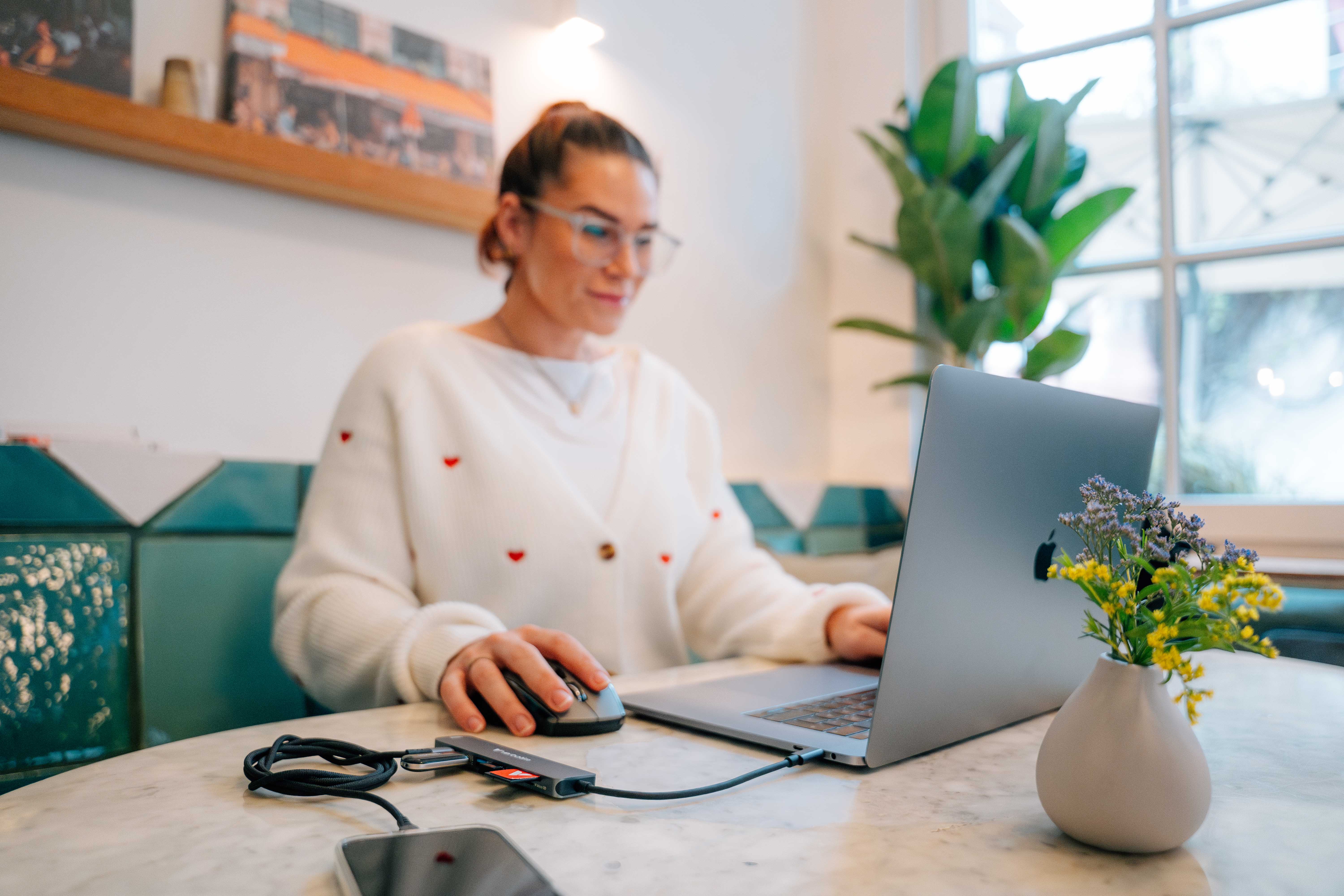 Verbatim Essentials Multiport Hub 7-Port USB-C