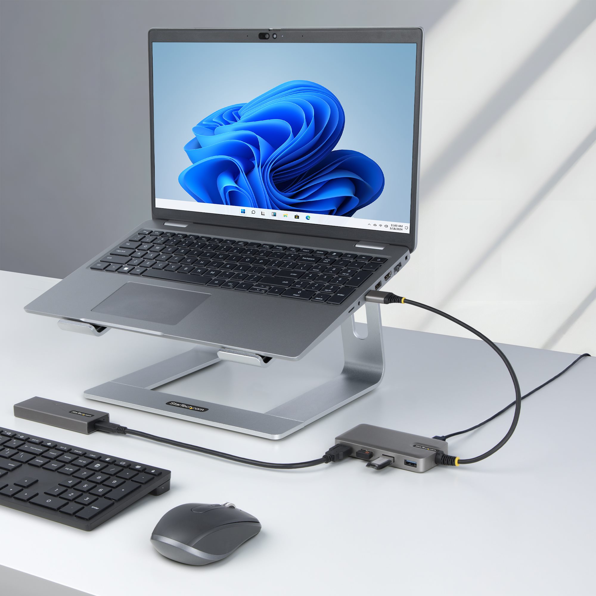 StarTech.com Hub 4‑PORT USB‑A 4 x USB 3.2 Gen 1 USB‑C USB‑A 3.2 Gen 1